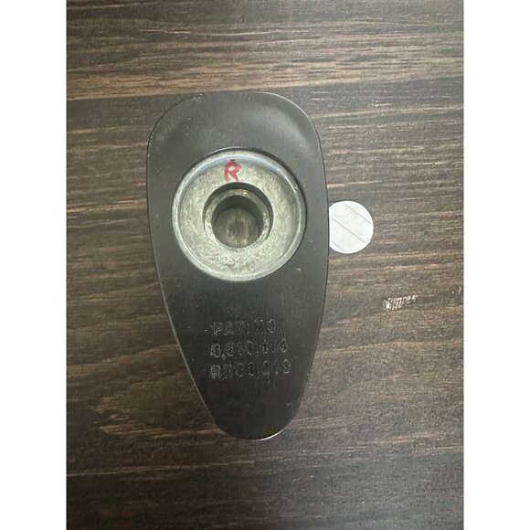 EK Success Whale Tale Circle Punch 3/4 Inch - Picture 2 of 4